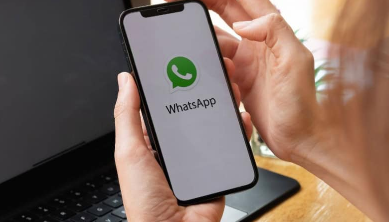 QR Code Not Working? Fixing WhatsApp Web Login Errors in HK